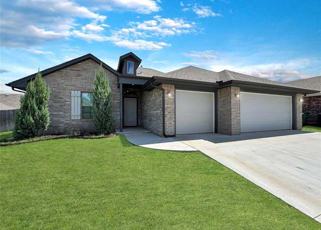 Property at 14220 Athens Ln, Yukon, OK 73099, 4 beds, 2 baths