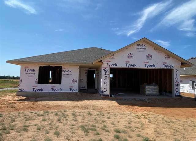 Property at 21240 SE 32nd St, Harrah, OK 73045, 3 beds, 2 baths
