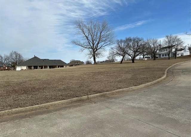 Property at 1 Country Club Rd, Shawnee, OK 74801