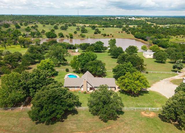 Property at 9901 S Pine St, Guthrie, OK 73044, 3 beds, 2.5 baths