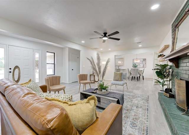 Property at 2617 NW 58th St, Oklahoma City, OK 73112, 4 beds, 2 baths