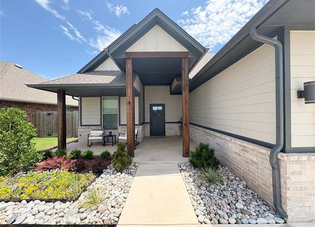 Property at 1920 Sama Way, Yukon, OK 73099, 4 beds, 3 baths