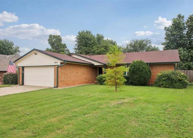 Property at 7824 NW 102nd St, Oklahoma City, OK 73162, 3 beds, 2 baths