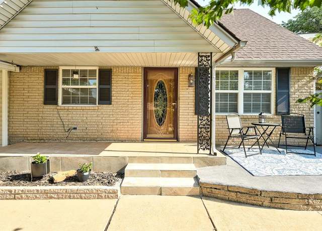 Property at 1041 NW 22nd St, Moore, OK 73160, 3 beds, 1.5 baths