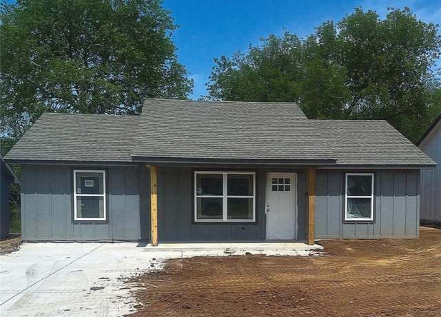 Property at 1320 E Margaret St, Shawnee, OK 74801, 3 beds, 2 baths