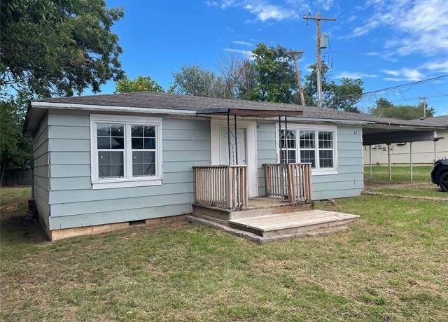 Property at 507 E Walnut St, Tecumseh, OK 74873, 2 beds, 1 bath