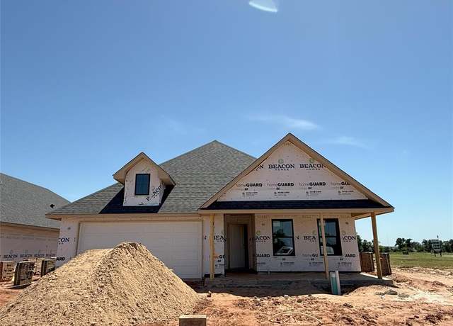 Property at 4816 Sand Lily Ln, Edmond, OK 73034, 4 beds, 3 baths
