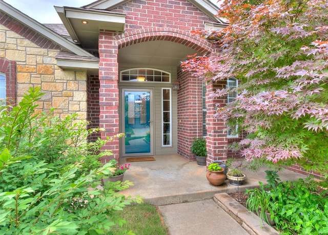 Property at 113 Stone Creek Dr, Midwest City, OK 73130, 3 beds, 2 baths