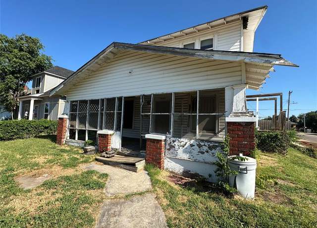 Property at 1801 NW 9th St, Oklahoma City, OK 73106, 3 beds, 2 baths