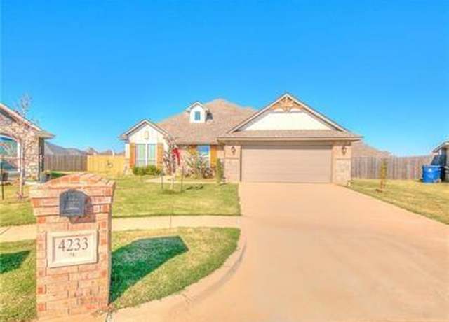 Property at 4233 NW 154th St, Edmond, OK 73013, 4 beds, 2.5 baths