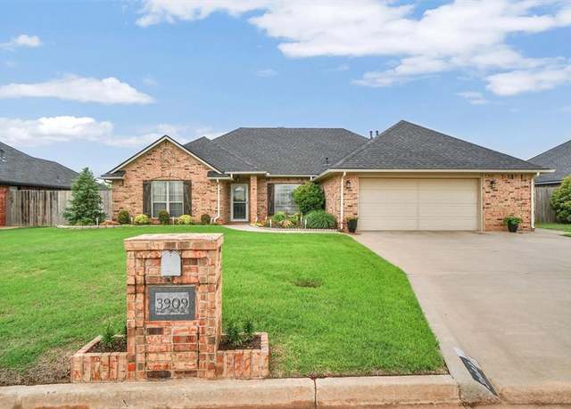 Property at 3909 Pilgrim Ln, Altus, OK 73521, 4 beds, 2.5 baths