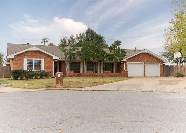 Property at 7205 Kingsridge Rd, Oklahoma City, OK 73132, 4 beds, 4 baths