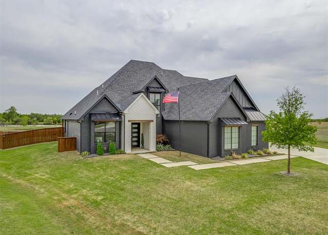 Property at 1330 Acclivis Ct, Newcastle, OK 73065, 5 beds, 4.5 baths