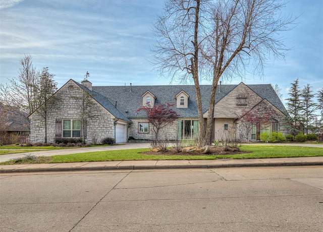 Property at 1206 Saint Andrews Dr, Edmond, OK 73025, 5 beds, 4.5 baths