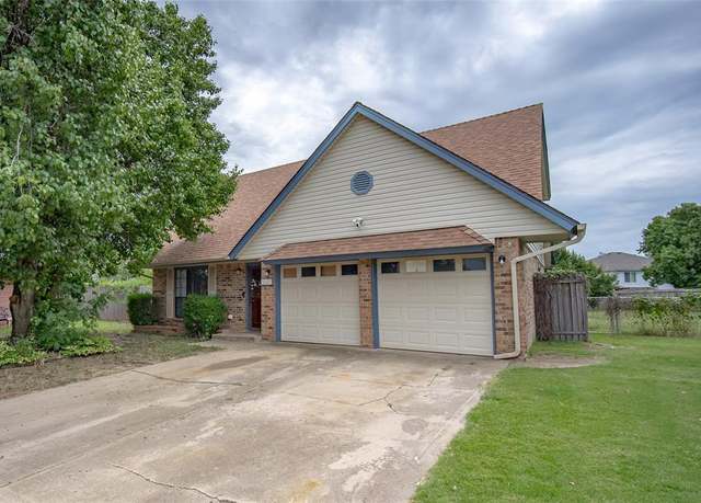 Property at 3420 Fireside St, Norman, OK 73072, 3 beds, 2.5 baths