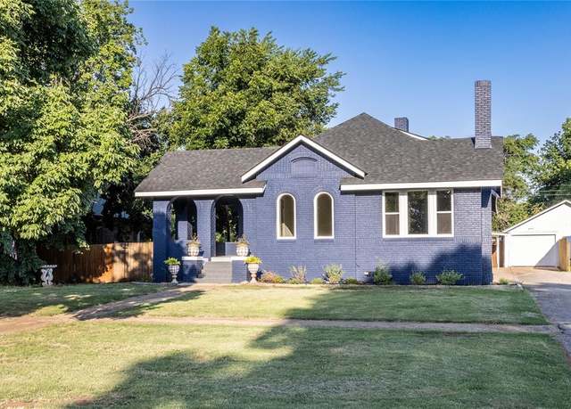 Property at 512 N College St, Cordell, OK 73632, 3 beds, 2 baths