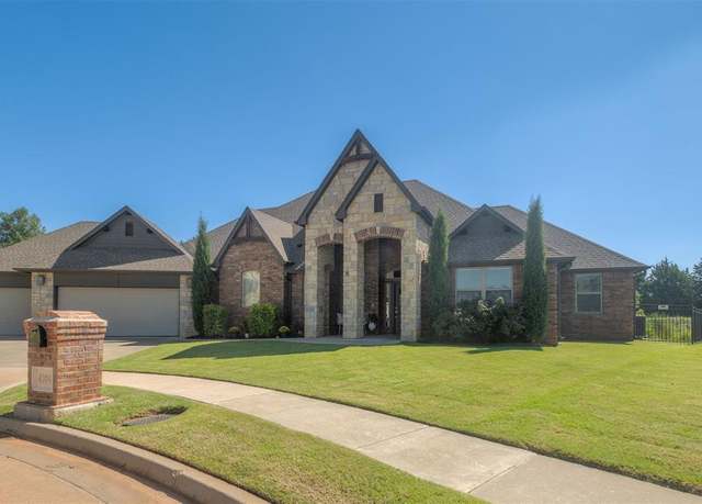 Property at 4204 Vista Dr, Norman, OK 73071, 3 beds, 2.5 baths