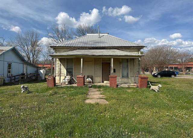 Property at 401 W Cherokee Ave, Mcalester, OK 74501, 3 beds, 1 bath
