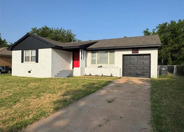 Property at 1622 NW 25th St, Lawton, OK 73505, 3 beds, 1 bath