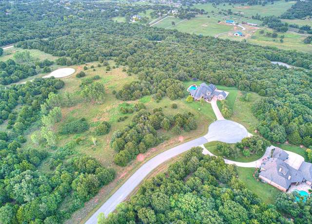 Property at 6924 Split Fence Ln, Edmond, OK 73034
