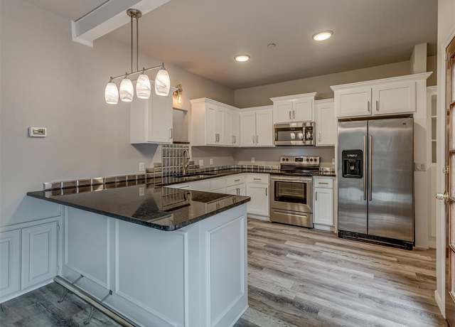 Property at 11300 N Pennsylvania Ave #120, Oklahoma City, OK 73120, 2 beds, 2.5 baths