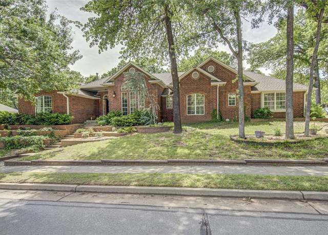 Property at 213 Hanover Dr, Edmond, OK 73034, 3 beds, 3 baths