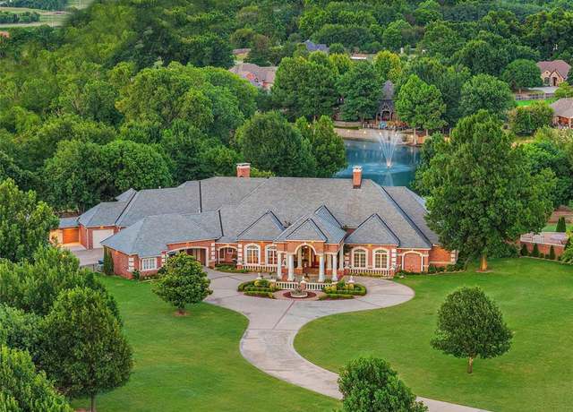 Property at 4550 Mayes Dr, Norman, OK 73072, 4 beds, 5.5 baths