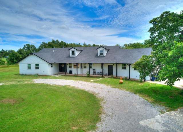 Property at 10828 Eastway St, Mcloud, OK 74851, 4 beds, 3 baths