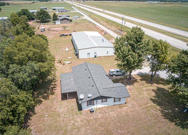 Property at 448 N Highway 81 Hwy, Ninnekah, OK 73067, 3 beds, 2 baths