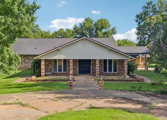 Property at 9850 E Maguire Rd, Noble, OK 73068, 4 beds, 2 baths