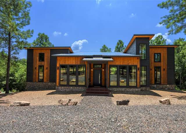 Property at 664 Lukfata Fork Trl, Broken Bow, OK 74728, 2 beds, 2.5 baths
