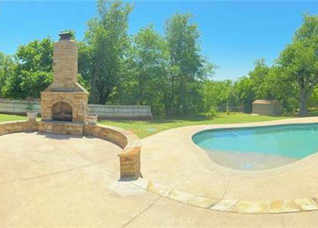 Property at 15309 Marie Dr, Piedmont, OK 73078, 4 beds, 3 baths