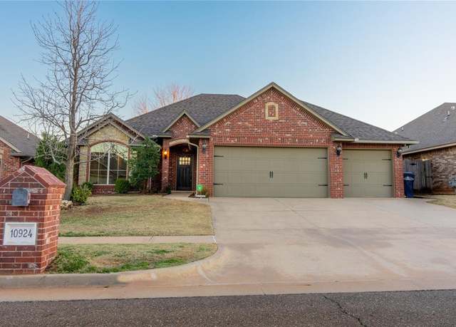 Property at 10924 SW 31st St, Yukon, OK 73099, 4 beds, 2 baths