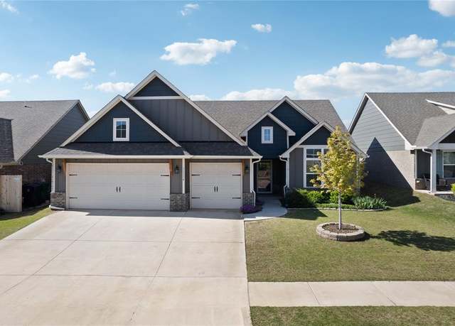 Property at 11116 SW 30th St, Yukon, OK 73099, 4 beds, 2 baths