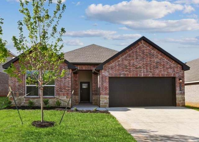 Property at 9024 NW 149th Ter, Yukon, OK 73099, 4 beds, 2 baths