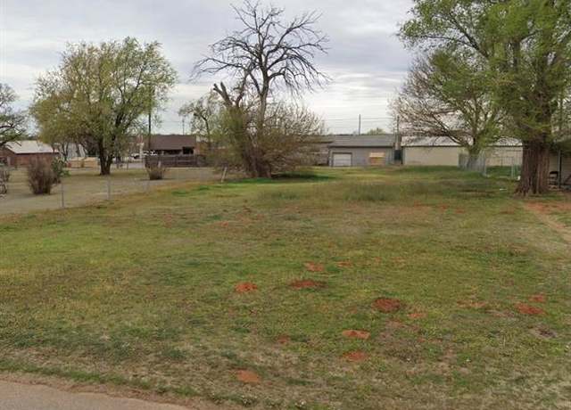 Property at 515 N Locust Ave, Elk City, OK 73644