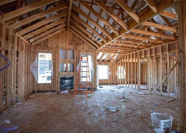 Property at 4208 NW 158th St, Edmond, OK 73013, 4 beds, 2 baths