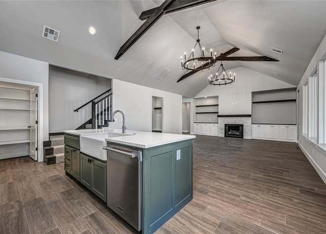 Property at 4209 Emery Dr, Edmond, OK 73034, 3 beds, 3 baths