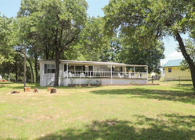 Property at 429751 E 1148 Rd, Porum, OK 74455, 3 beds, 2 baths