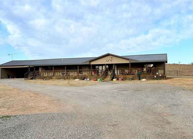 Property at 10371 N 1820, Cheyenne, OK 73628, 4 beds, 3 baths