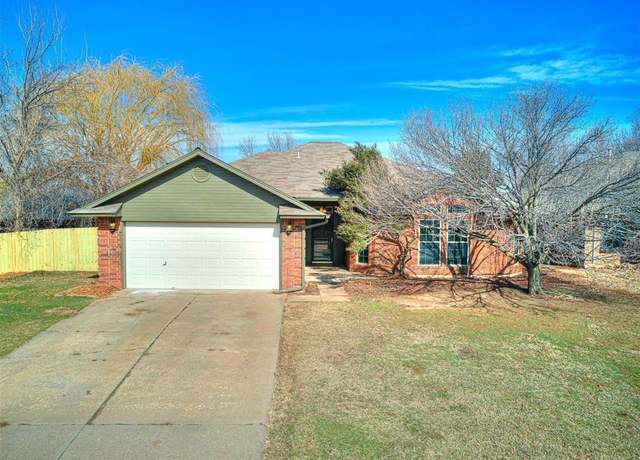 Property at 1709 Glacier Ln, Edmond, OK 73003, 3 beds, 2 baths