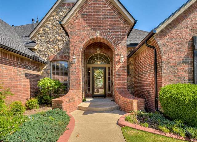 Property at 12515 Forest Oaks Dr, Choctaw, OK 73020, 4 beds, 2.5 baths