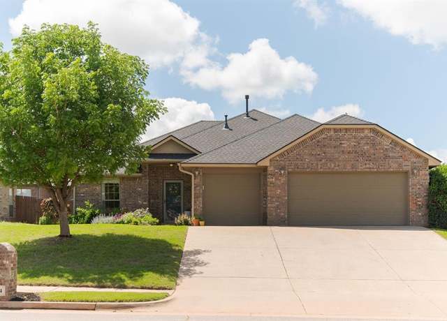 Property at 2704 Green Canyon Dr, Edmond, OK 73013, 4 beds, 2 baths
