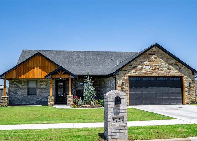 Property at 8725 NW Kensington Pl, Lawton, OK 73505, 3 beds, 2.5 baths