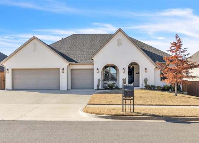 Property at 5500 Frontier Trl, Norman, OK 73072, 3 beds, 2.5 baths