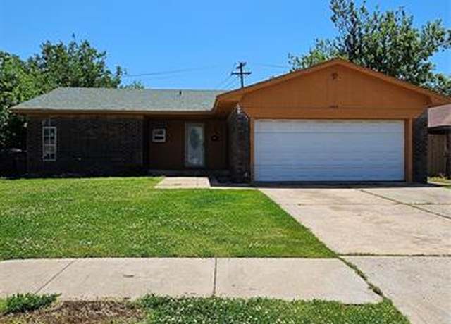 Property at 2424 SW 86th St, Oklahoma City, OK 73159, 3 beds, 2 baths