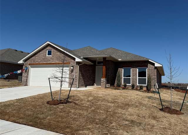 Property at 4027 Lynford Ln, Norman, OK 73026, 3 beds, 2 baths