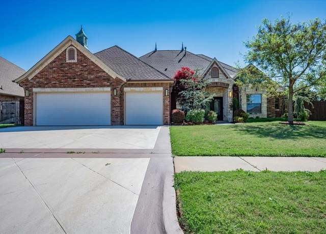Property at 3016 Sycamore Ct, Moore, OK 73160, 3 beds, 2.5 baths