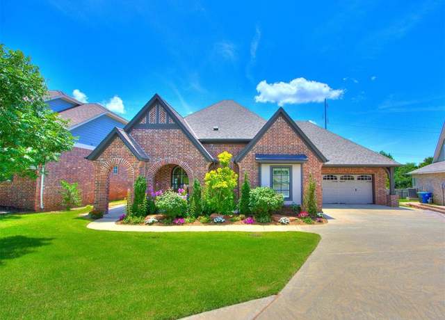 Property at 3508 Pavilion Pl, Edmond, OK 73034, 3 beds, 2 baths