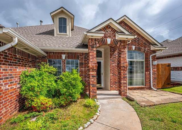 Property at 2105 SW 124th St, Oklahoma City, OK 73170, 4 beds, 2 baths